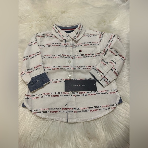NWT TOMMY HILFIGER Baby Boys Long Sleeve Button-Front Shirt and Joggers - Picture 4 of 7